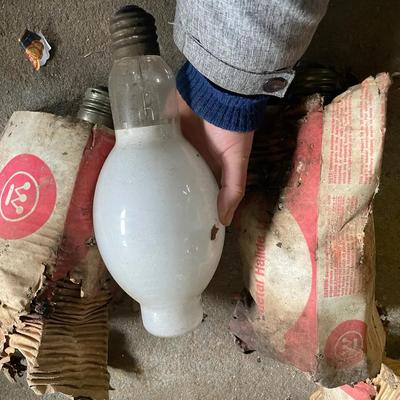 Lot Of Huge Oversized 400 Watt Industrial Light Bulbs