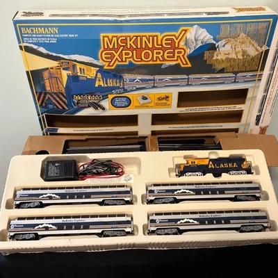 Bachman McKinley Explorer Electric Train Set -00624