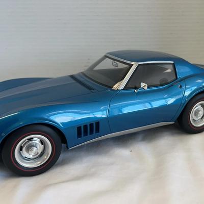 GT Spirit Limited Edition 1969 Chevy Corvette C3 Coupe