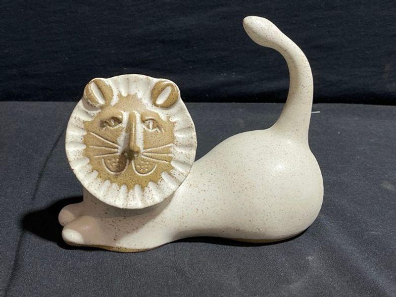 Sale Photo Thumbnail #33