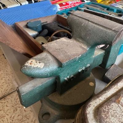 Sale Photo Thumbnail #214