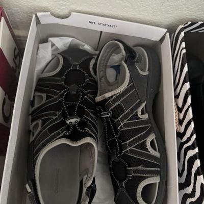 Sale Photo Thumbnail #98