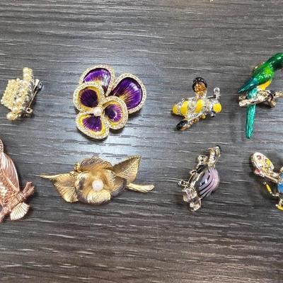 Sale Photo Thumbnail #148