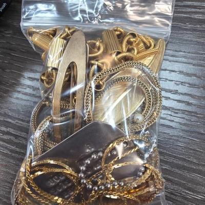 Sale Photo Thumbnail #178