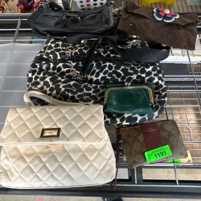 Sale Photo Thumbnail #380