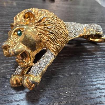 Sale Photo Thumbnail #331