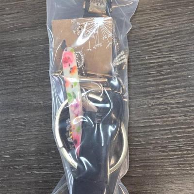 Sale Photo Thumbnail #86