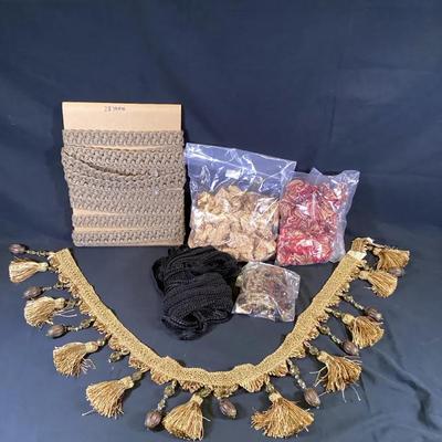 Tassels And Trim 