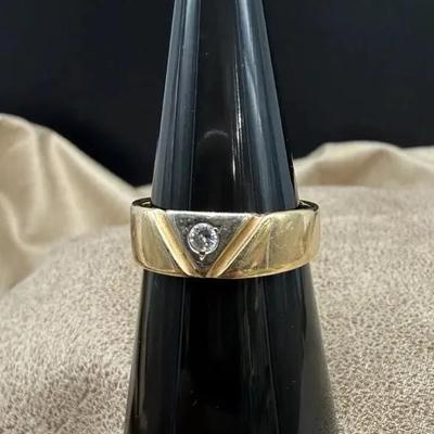 Men’s 14K Gold Wedding Band w/ Diamond Accent – 5.30g – Engraved