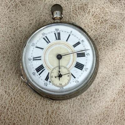 	Antique Silver Tone Pocket Watch w/ Ornate Floral Case – Mechanical Movement