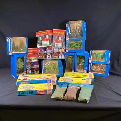 NOS German Miniature Track Decor & Slot Car Track Pieces