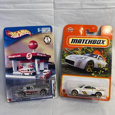 Hot Wheels Snap-On ’63 Split Window Corvette #3/6 + Matchbox 2003 Nissan 350Z MOC