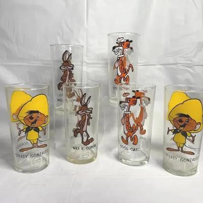 1973  Warner Brothers/Pepsi Collectible Glasses Set Of 6