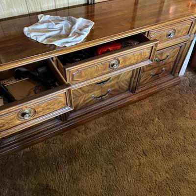 Sale Photo Thumbnail #109