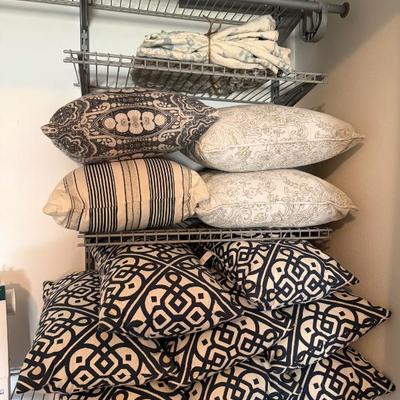 Sale Photo Thumbnail #133