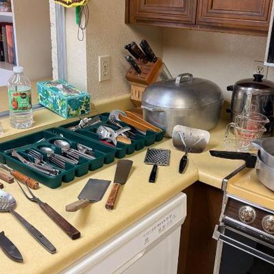 Sale Photo Thumbnail #25