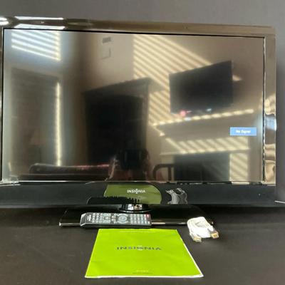 Insignia 37 Inch LCD TV