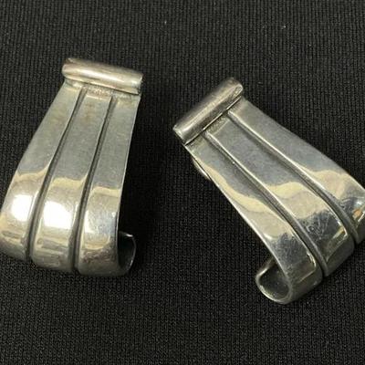 Sterling Silver James Avery Scroll Earrings (Retired)