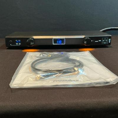 Panamax M4300-PM Power Conditioner And Surge Protector 