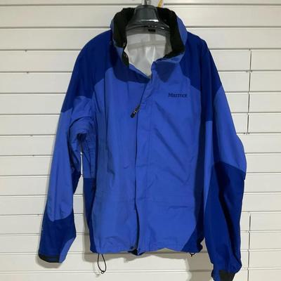 Men’s Marmot Rain Jacket in Size XL