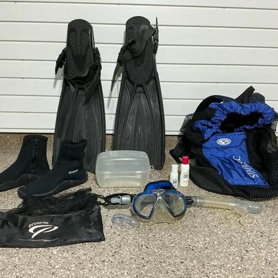 Snorkeling Gear 