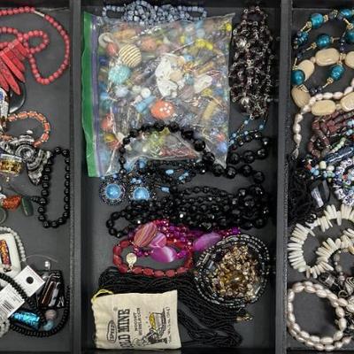 Sale Photo Thumbnail #645