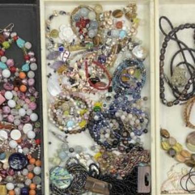 Sale Photo Thumbnail #649