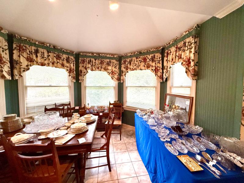 Sale Photo Thumbnail #14