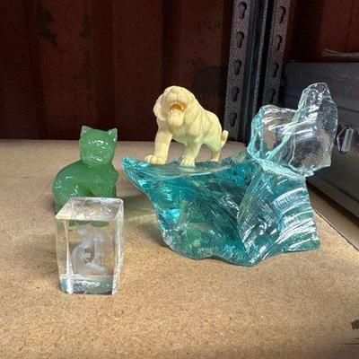 Sale Photo Thumbnail #111: 6026 • glass paper weights