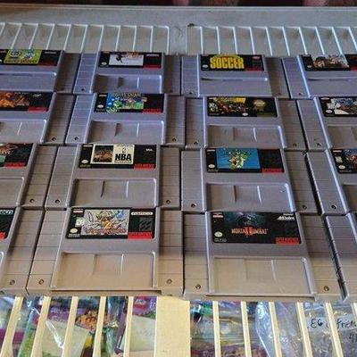 Sale Photo Thumbnail #159: 6122 • vintage nintendo video games
