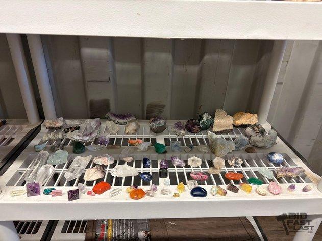 Sale Photo Thumbnail #228: 8546 • crystal and rock collection