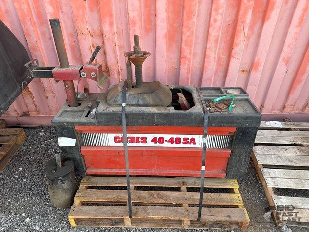 Sale Photo Thumbnail #235: 80000 • coats 40 40sa tire machine