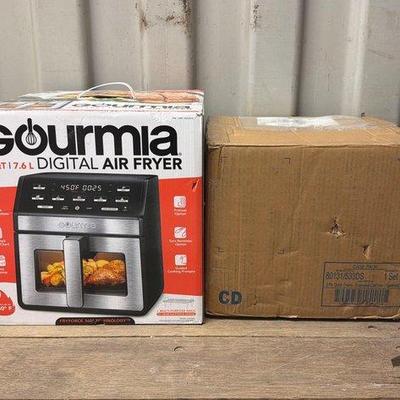 Sale Photo Thumbnail #194: 7528 • tramontina dutch oven set and gourmia digital air fryer