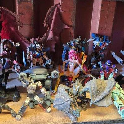 Sale Photo Thumbnail #138: 6080 • action figures