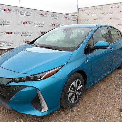 Sale Photo Thumbnail #15: 295 • 2017 toyota prius prime low miles!!!