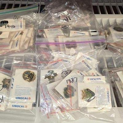 Sale Photo Thumbnail #163: 6130 • los angeles dodgers unocal 76 pins