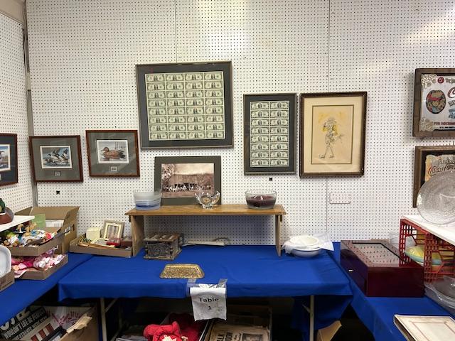 Sale Photo Thumbnail #42