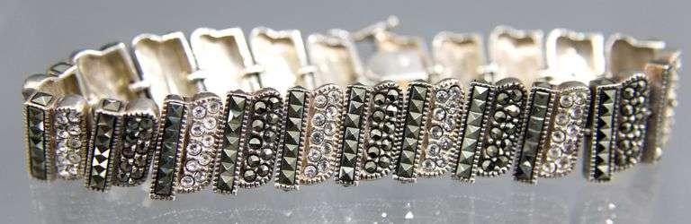 Sale Photo Thumbnail #34