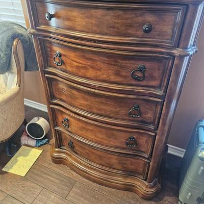 Sale Photo Thumbnail #105