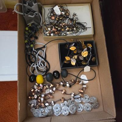 Sale Photo Thumbnail #205