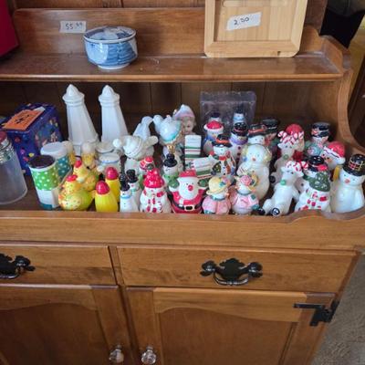 Sale Photo Thumbnail #44: Salt and peppers