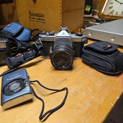 Sale Photo Thumbnail #4: Cameras