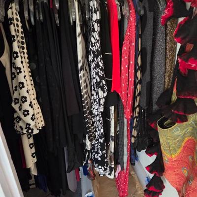 Sale Photo Thumbnail #106