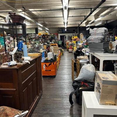 Sale Photo Thumbnail #43