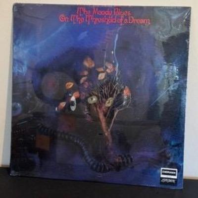 Sale Photo Thumbnail #175