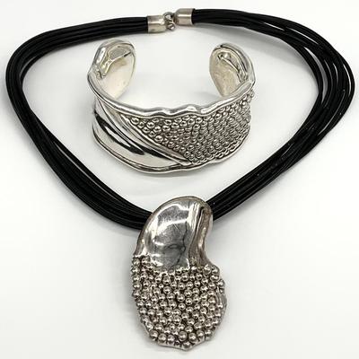 Sale Photo Thumbnail #60