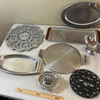 Metal Kitchenware - Serving Trays, Trivet, Juicer+++