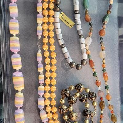 Sale Photo Thumbnail #562