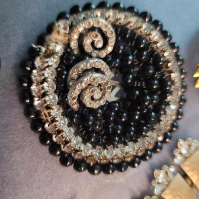 Sale Photo Thumbnail #564