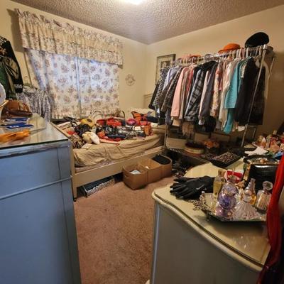 Sale Photo Thumbnail #268